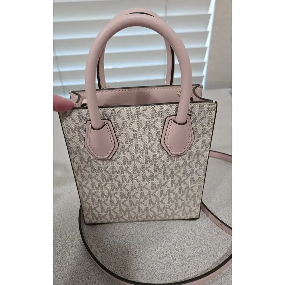Michael Kors Pink Small Mercer Cross Body Bag NWOTS